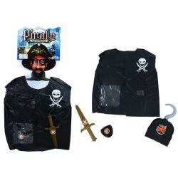 Kalóz jelmez kiegészítőkkel