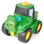 Tomy: Indítókulcsos interaktív Johnny traktor