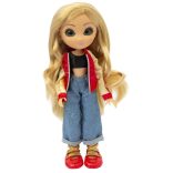 UNIQUE EYES bűvös szemű baba kétféle ruhával - AMY