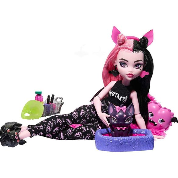 Monster High Creepover party baba - Draculaura