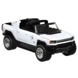 Hot Wheels: Hátrahúzható GMC Hummer EV kisautó, 1: 43